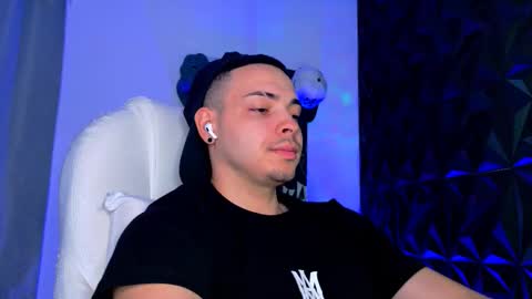 MAX online show from 10, 2, 2026