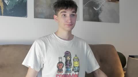 Snapshot of maxwellchik chatting on 13, 9, 2025 maxwellchik online show from 13, 9, 2025