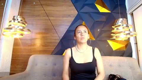 Snapshot of maxx_caprice chatting on 18, 9, 2025 gabby online show from 18, 9, 2025