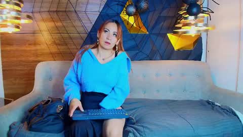 Snapshot of maxx_caprice chatting on 22, 10, 2025 gabby online show from 22, 10, 2025