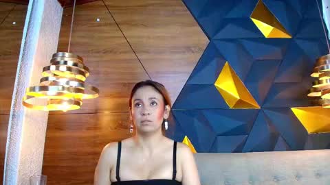 Snapshot of maxx_caprice chatting on 19, 11, 2025 gabby online show from 19, 11, 2025