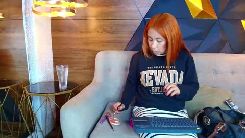 Snapshot of maxx_caprice chatting on 4, 12, 2025 gabby online show from 4, 12, 2025