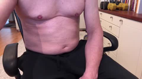 Snapshot of maxx_martin chatting on 18, 12, 2024 Max online show from 18, 12, 2024