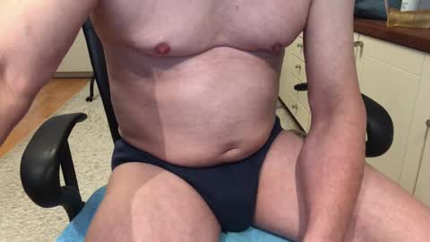 Snapshot of maxx_martin chatting on 27, 11, 2025 Max online show from 27, 11, 2025