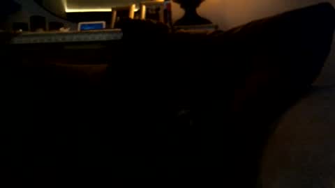 Snapshot of maxxcawke chatting on 21, 10, 2025 Maxx Cawke online show from 21, 10, 2025