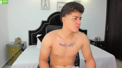 Snapshot of maxxicruz chatting on 22, 1, 2025 Maxxi online show from 22, 1, 2025