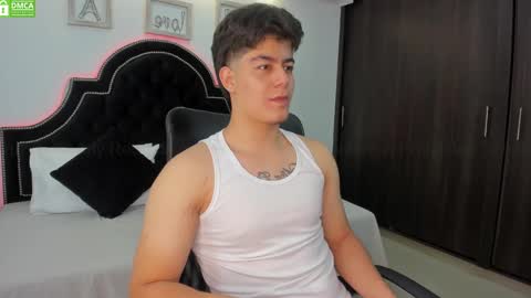 Snapshot of maxxicruz chatting on 4, 3, 2025 Maxxi online show from 4, 3, 2025