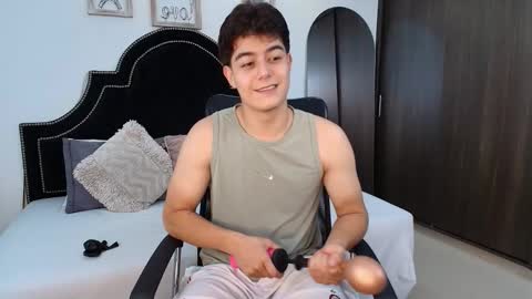 Snapshot of maxxicruz chatting on 13, 9, 2025 Maxxi online show from 13, 9, 2025