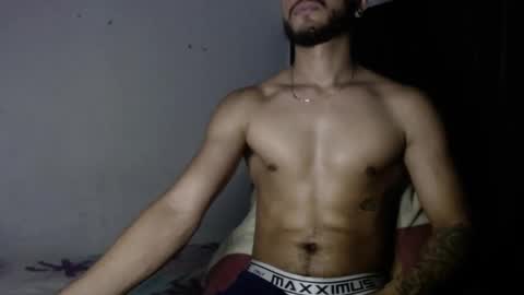 Snapshot of maxximus_10 chatting on 3, 1, 2025 maxximus_10 online show from 3, 1, 2025