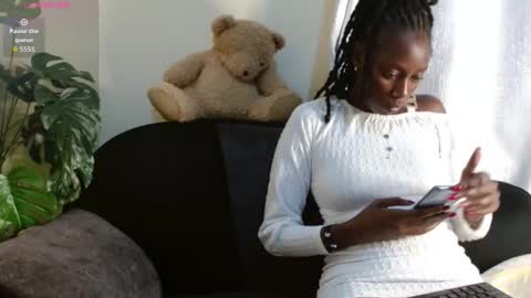 maxxinepetite online show from 2, 11, 2025