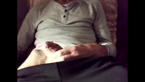 Snapshot of maxxoufr chatting on 23, 11, 2025 maxxoufr online show from 23, 11, 2025