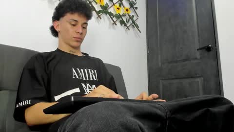 Snapshot of maxxx_bigcock chatting on 28, 2, 2026 Max online show from 28, 2, 2026