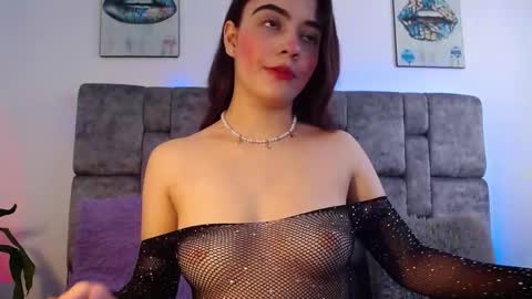 Snapshot of maxylody_69 chatting on 6, 10, 2025 maxylody_69 online show from 6, 10, 2025