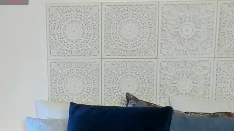 Victoria online show from 19, 2, 2025