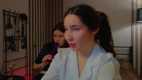 Snapshot of may_dani chatting on 2, 3, 2025 Dani and May online show from 2, 3, 2025