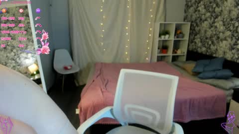 Leila online show from 8, 4, 2026