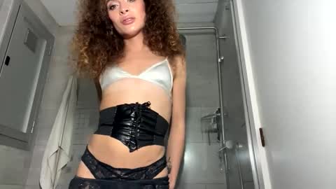 Snapshot of maya632713 chatting on 17, 10, 2025 Maya transgirl online show from 17, 10, 2025