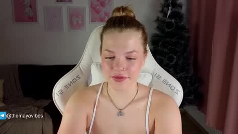 Snapshot of maya_blonde18 chatting on 8, 1, 2026 Maya online show from 8, 1, 2026