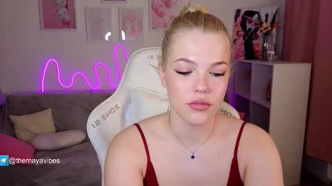 Snapshot of maya_blonde18 chatting on 12, 2, 2026 Maya online show from 12, 2, 2026