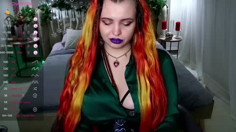 Snapshot of maya_mils chatting on 5, 1, 2025 Maya Mils online show from 5, 1, 2025