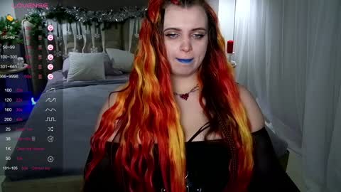 Snapshot of maya_mils chatting on 8, 1, 2025 Maya Mils online show from 8, 1, 2025