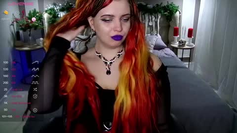 Snapshot of maya_mils chatting on 11, 1, 2025 Maya Mils online show from 11, 1, 2025