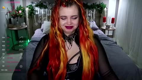 Snapshot of maya_mils chatting on 12, 1, 2025 Maya Mils online show from 12, 1, 2025