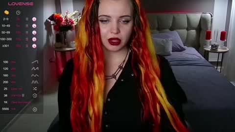 Snapshot of maya_mils chatting on 25, 1, 2025 Maya Mils online show from 25, 1, 2025