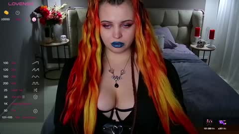 Snapshot of maya_mils chatting on 1, 2, 2025 Maya Mils online show from 1, 2, 2025