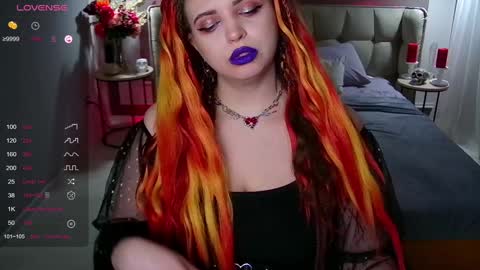 Snapshot of maya_mils chatting on 3, 2, 2025 Maya Mils online show from 3, 2, 2025