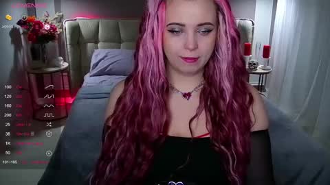 Snapshot of maya_mils chatting on 13, 2, 2025 Maya Mils online show from 13, 2, 2025