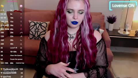 Snapshot of maya_mils chatting on 25, 2, 2025 Maya Mils online show from 25, 2, 2025