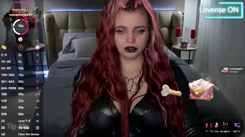 Snapshot of maya_mils chatting on 2, 3, 2025 Maya Mils online show from 2, 3, 2025