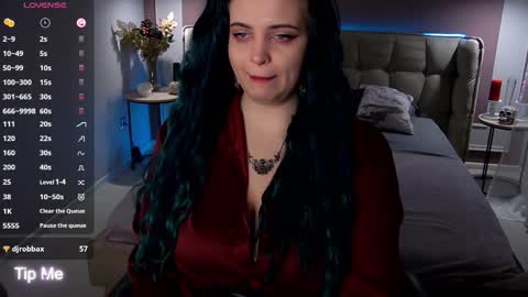 Snapshot of maya_mils chatting on 12, 10, 2025 Maya Mils online show from 12, 10, 2025