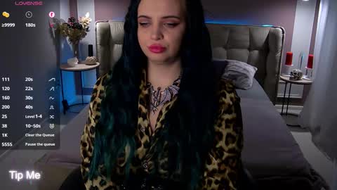 Snapshot of maya_mils chatting on 14, 10, 2025 Maya Mils online show from 14, 10, 2025