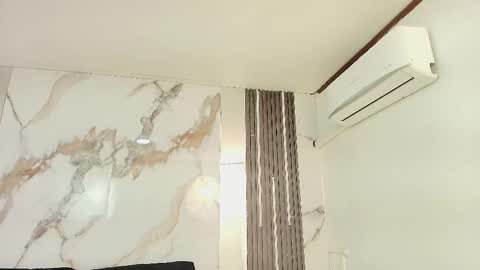 M A Y A  B A K E R online show from 18, 1, 2026