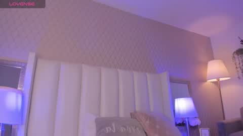 Snapshot of mayacardenas chatting on 10, 1, 2025 Maya online show from 10, 1, 2025