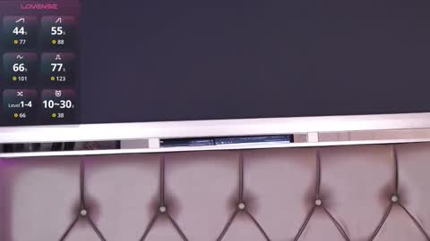 Snapshot of mayahales chatting on 13, 11, 2025 Maya online show from 13, 11, 2025