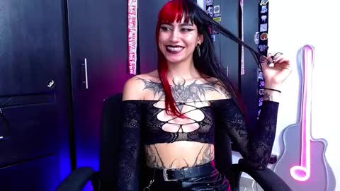 Snapshot of mayaredd chatting on 18, 12, 2024 mayaredd online show from 18, 12, 2024
