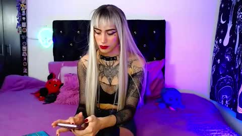 Snapshot of mayaredd chatting on 7, 3, 2025 mayaredd online show from 7, 3, 2025