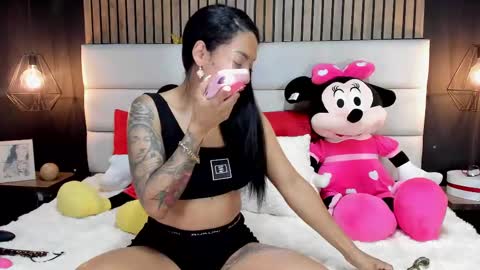 Snapshot of mayarusell01 chatting on 6, 3, 2025 Nicolle Ruselle Hello my lovely schedule for great fun from 630 am and end 800 pm Colombian time I wait for you online show from 6, 3, 2025