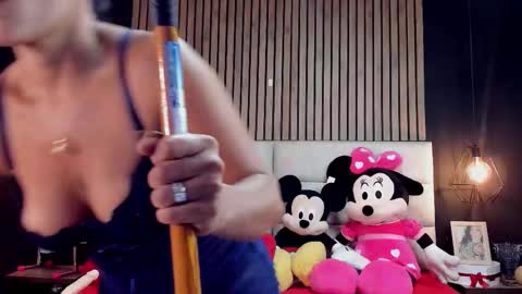 Snapshot of mayarusell01 chatting on 28, 9, 2025 Nicolle Ruselle Hello my lovely schedule for great fun from 630 am and end 800 pm Colombian time I wait for you online show from 28, 9, 2025