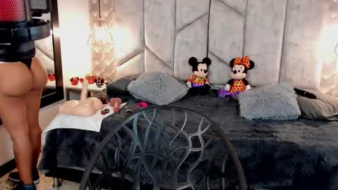 Snapshot of mayarusell01 chatting on 14, 10, 2025 Nicolle Ruselle Hello my lovely schedule for great fun from 630 am and end 800 pm Colombian time I wait for you online show from 14, 10, 2025