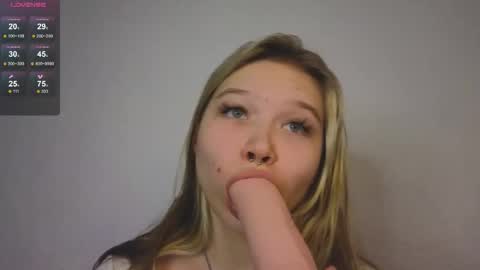 Snapshot of mayaster chatting on 31, 10, 2025 Maya online show from 31, 10, 2025