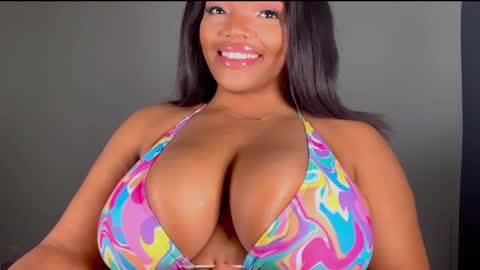 MayBabi online show from 28, 1, 2025