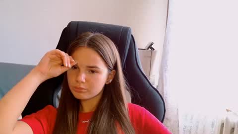 maybloom_ online show from 14, 7, 2026