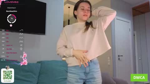 Snapshot of maydacarls chatting on 3, 10, 2025 My name Casey online show from 3, 10, 2025