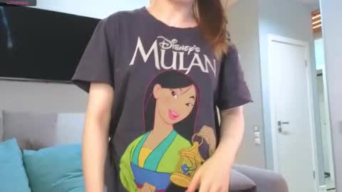 Snapshot of maydacarls chatting on 17, 11, 2025 My name Casey online show from 17, 11, 2025