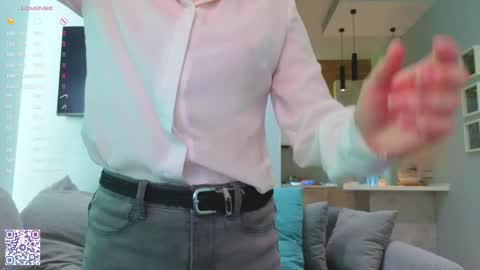 My name Casey  online show from 19, 5, 2026