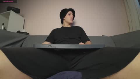 Snapshot of maygly chatting on 9, 12, 2024 Slava and Alextatto online show from 9, 12, 2024